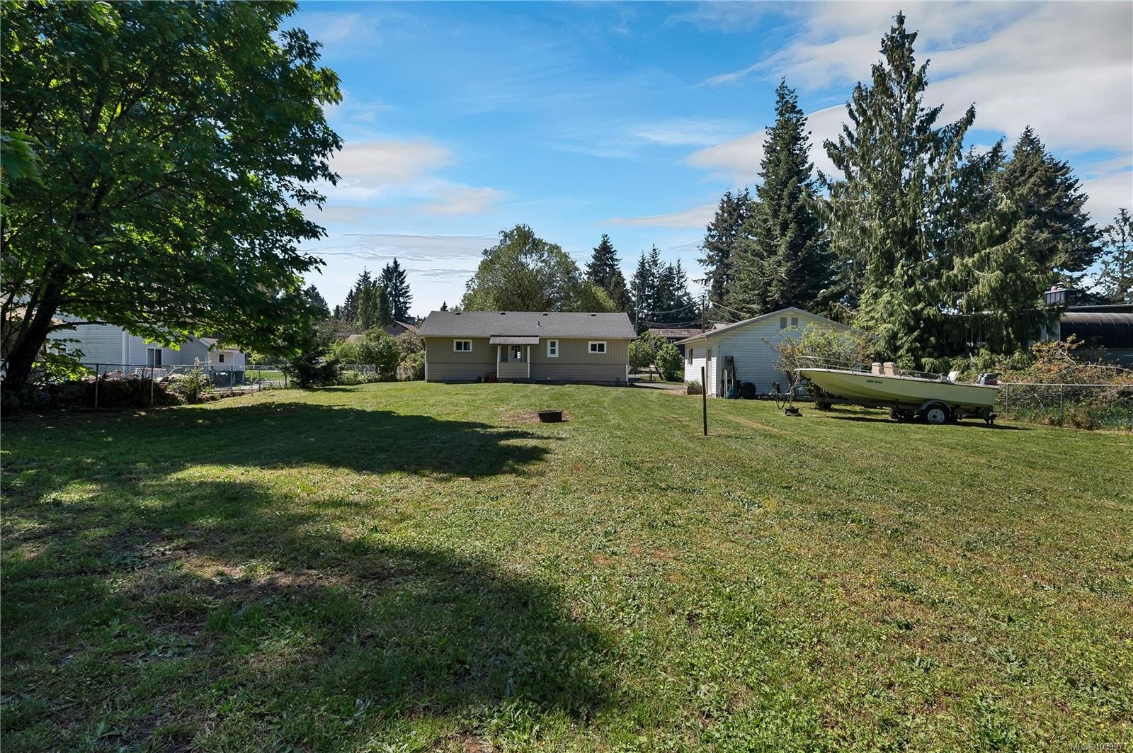 4800 Lewis Rd, Campbell River, BC