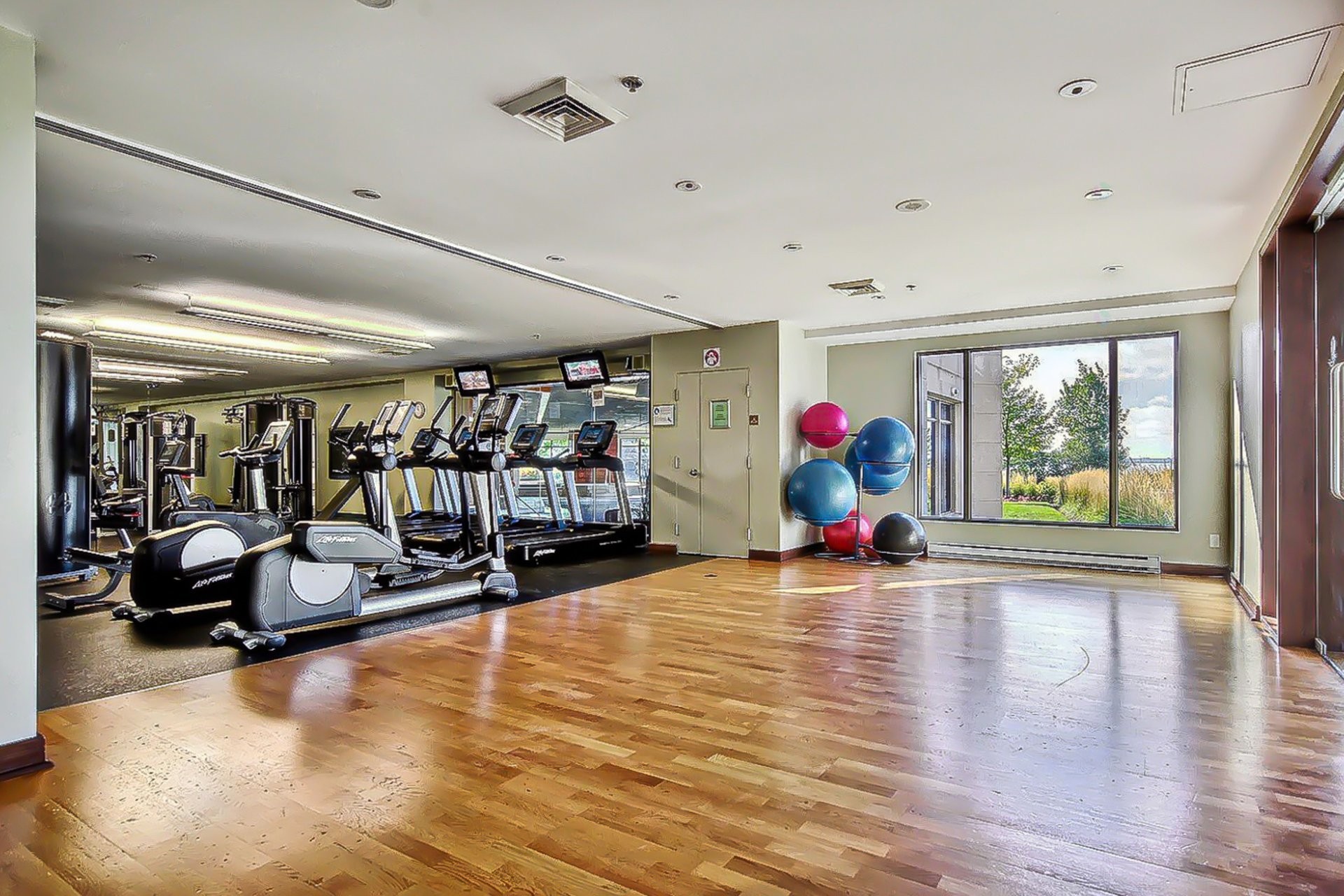 Salle d'exercice - 707-300 Av. Des Sommets, Montréal (Verdun/Île-Des-Soeurs), QC