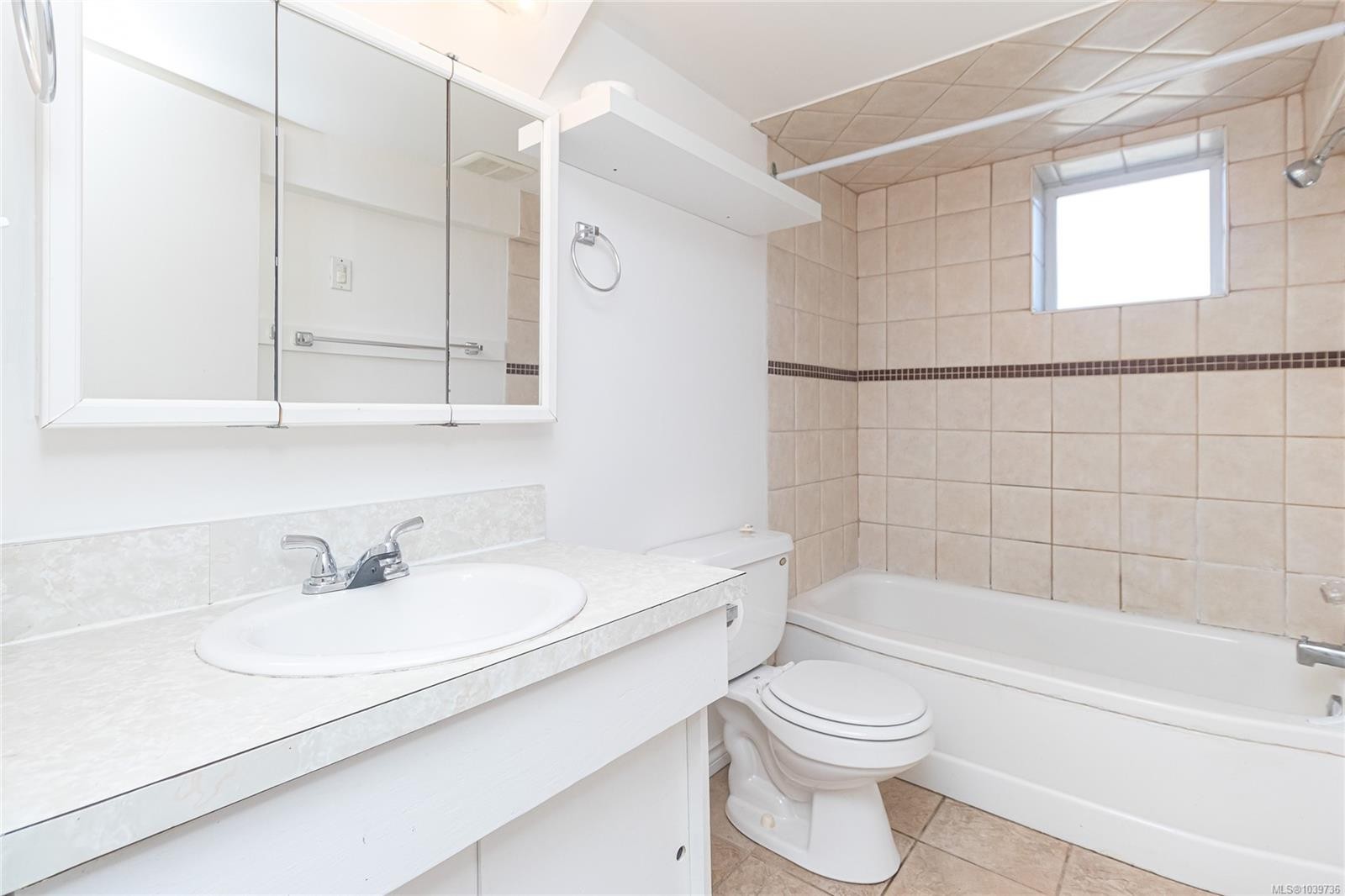 3433 Bethune Ave, Saanich, BC