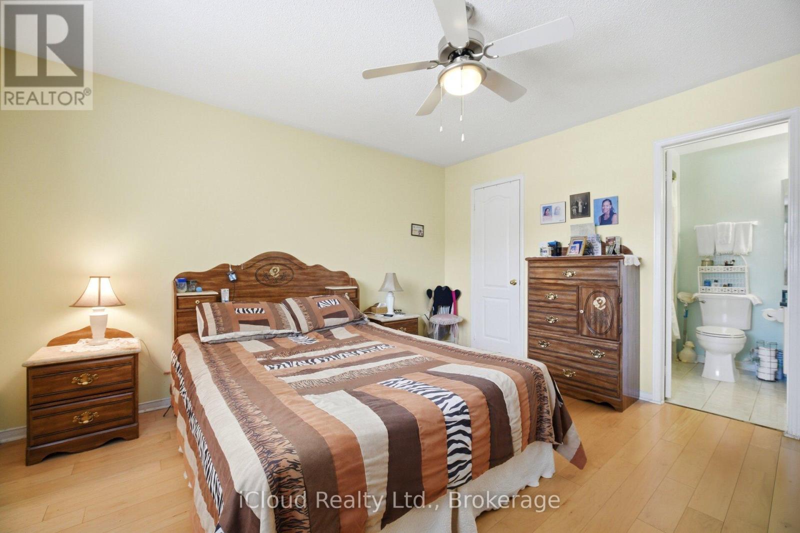 6332 Glen Meadows Road, Mississauga, ON