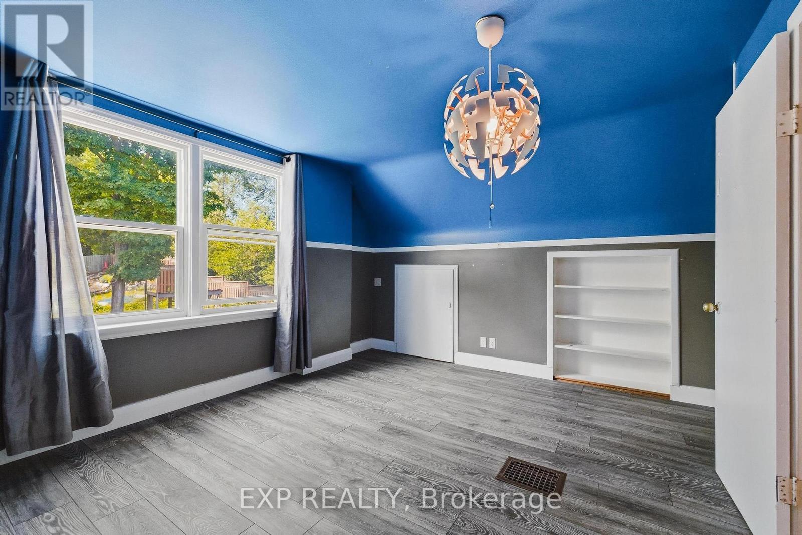 61 Hillview Street, Kitchener, ON