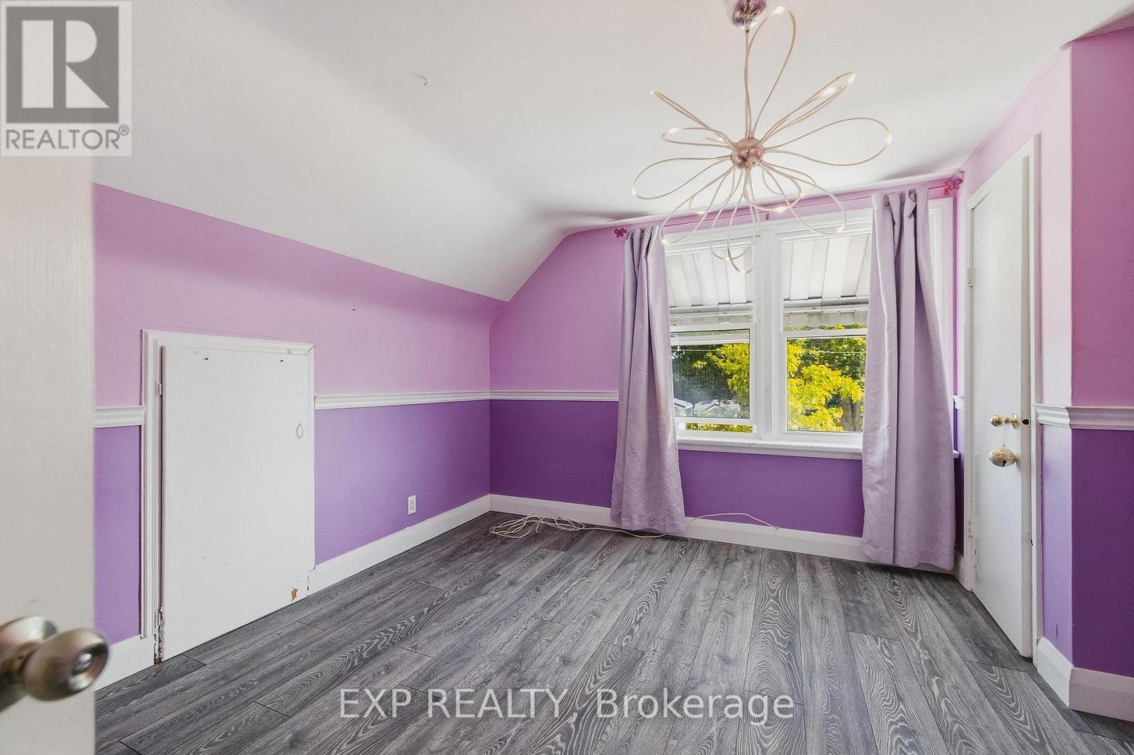 61 Hillview Street, Kitchener, ON