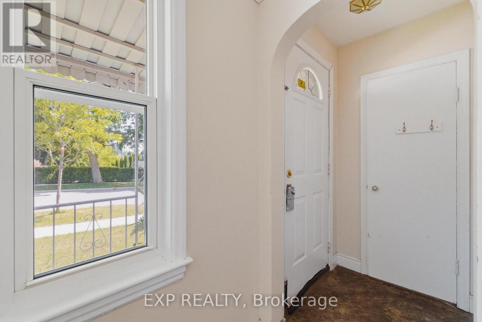 61 Hillview Street, Kitchener, ON