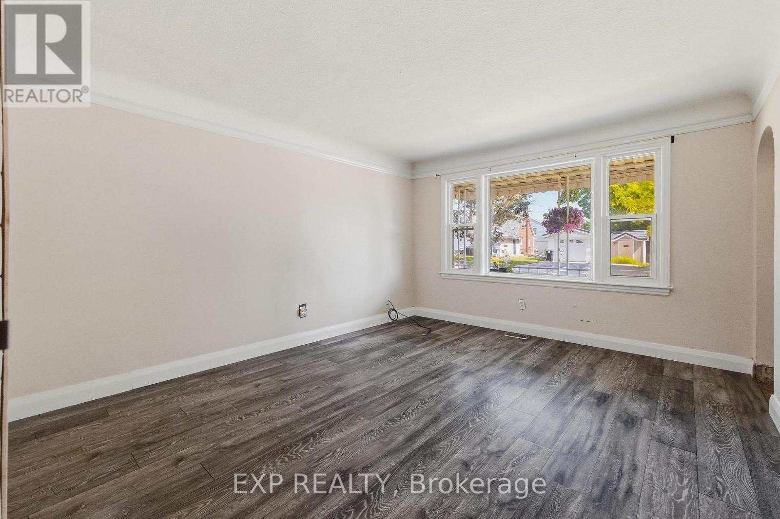 61 Hillview Street, Kitchener, ON