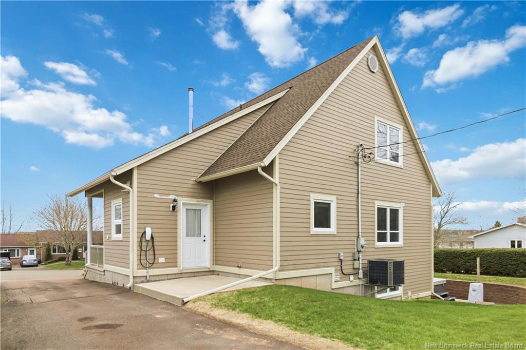 268 Jacques, Dieppe, NB