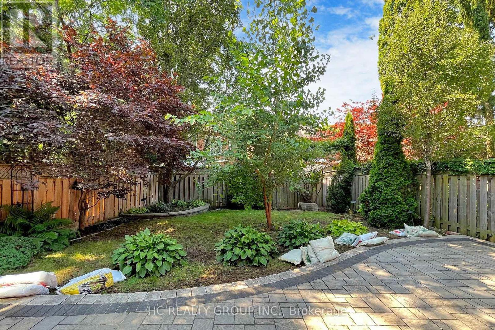 883 Darwin Drive, Pickering, ON