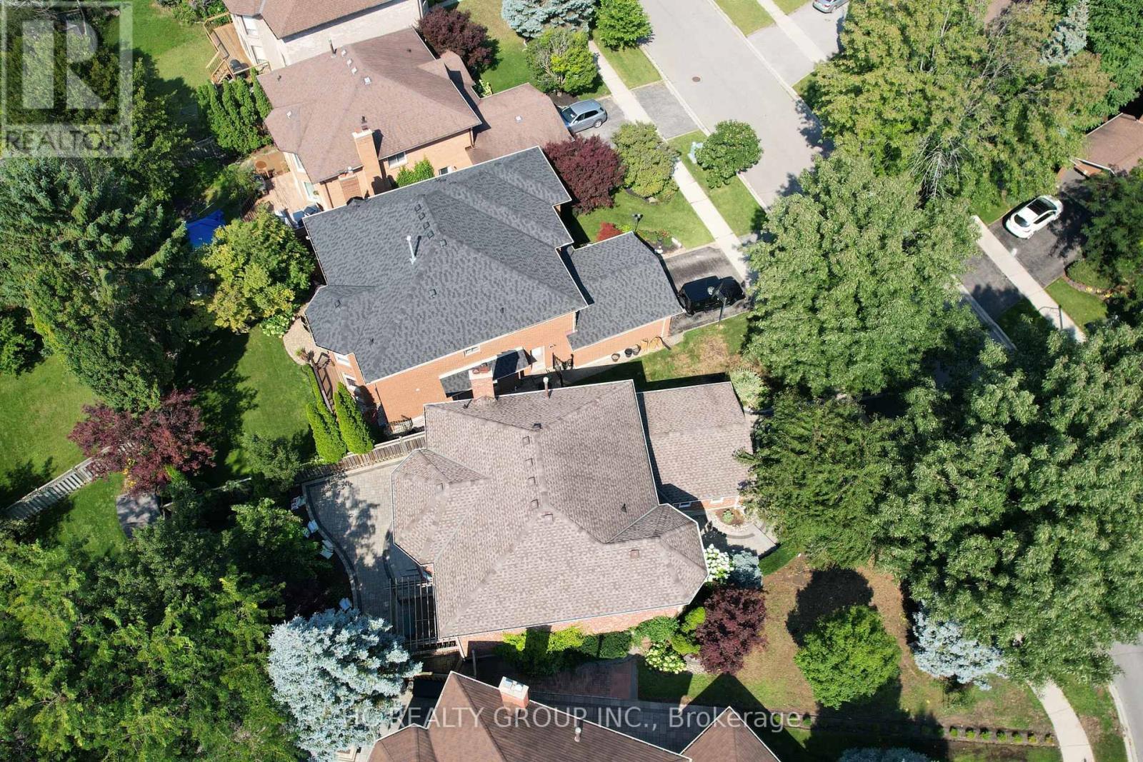 883 Darwin Drive, Pickering, ON