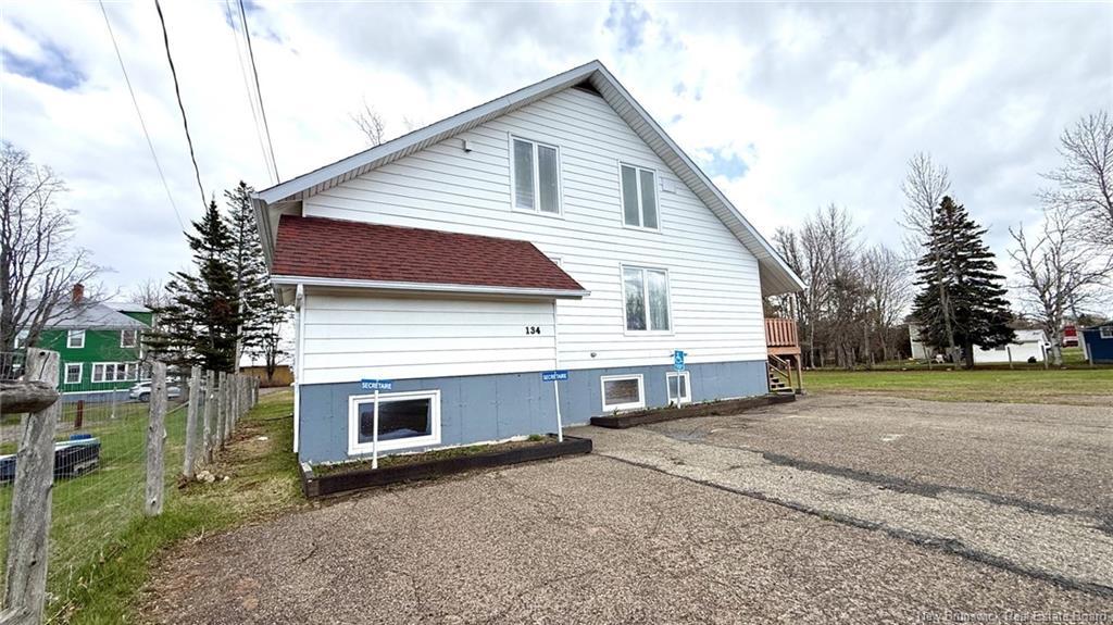 134 8E Rue, Shippagan, NB
