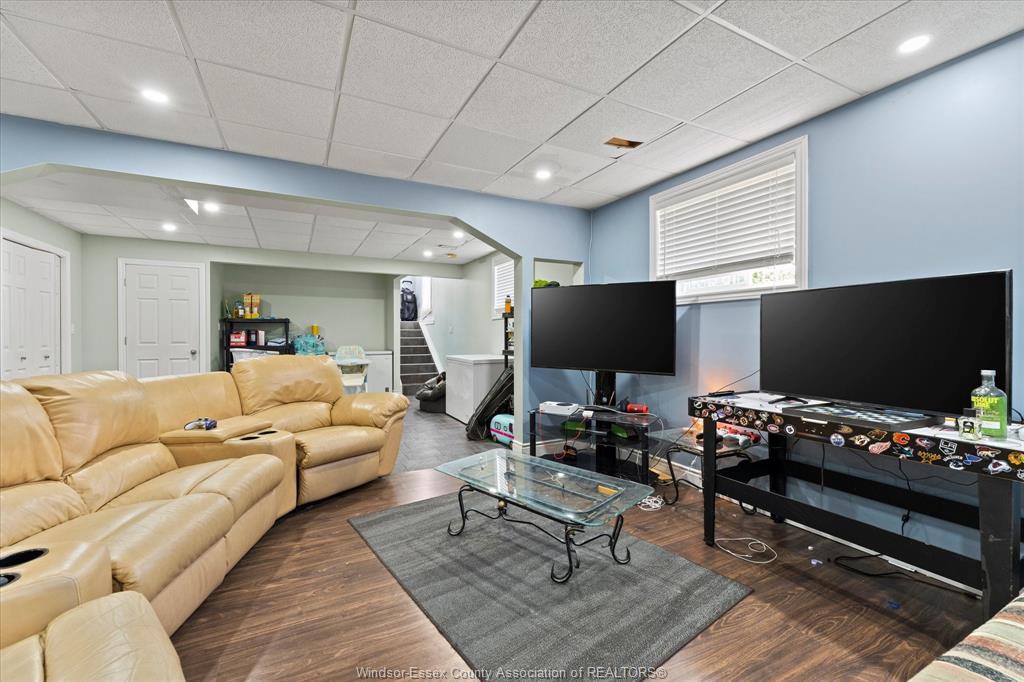 4697 Helsinki Crescent, Windsor, ON