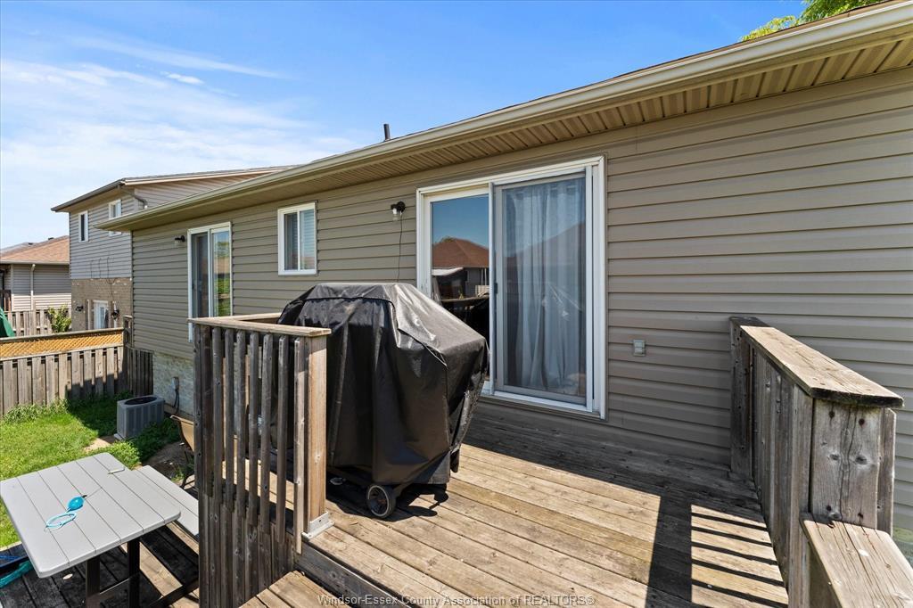 4697 Helsinki Crescent, Windsor, ON
