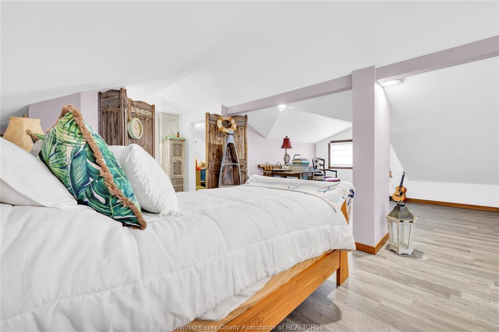 823 Lawrence, Windsor, ON
