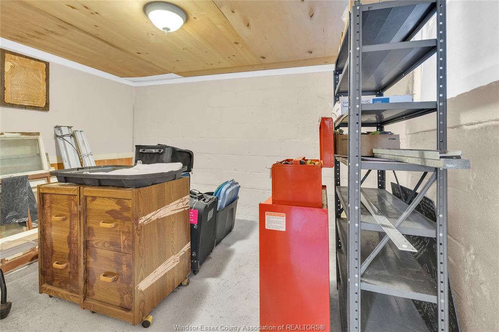 823 Lawrence, Windsor, ON