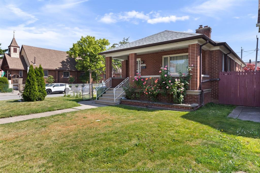 1402 Elsmere Avenue, Windsor, ON