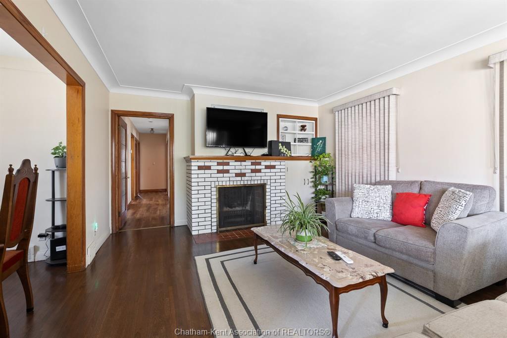 1402 Elsmere Avenue, Windsor, ON