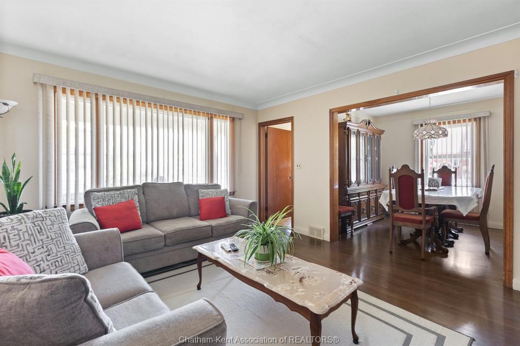 1402 Elsmere Avenue, Windsor, ON