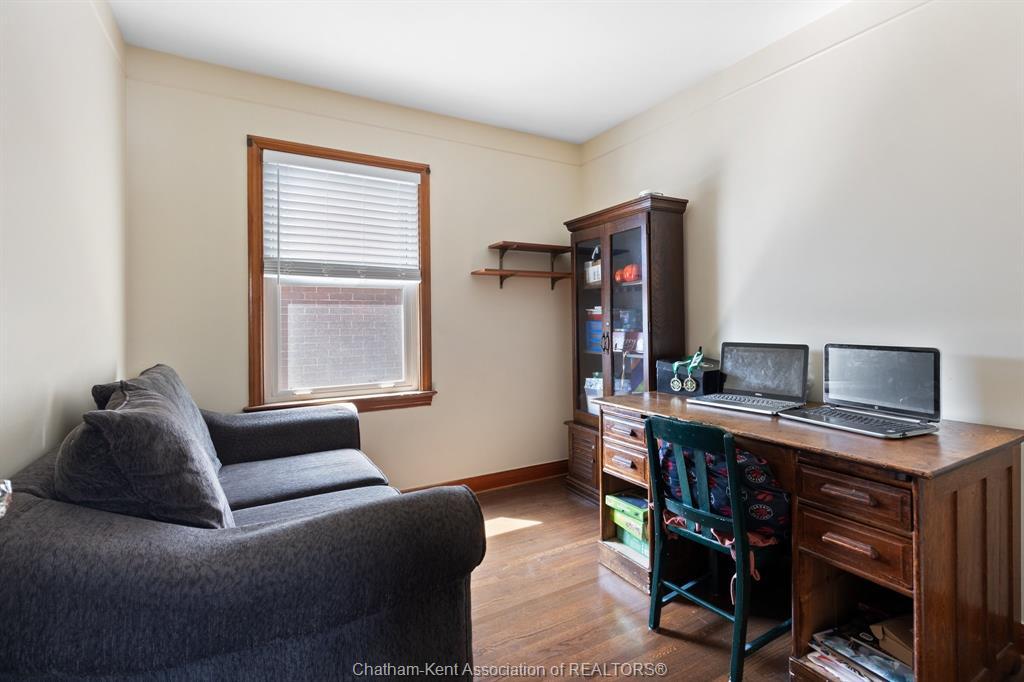 1402 Elsmere Avenue, Windsor, ON