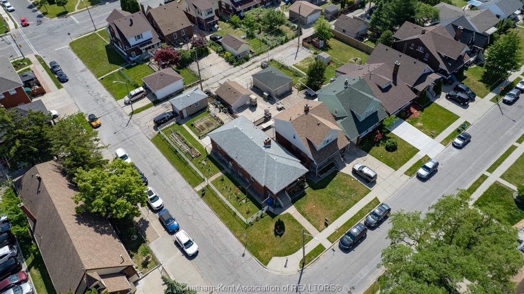 1402 Elsmere Avenue, Windsor, ON