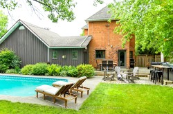 16 Wilson Street New Tecumseth, ON L0G 1W0
