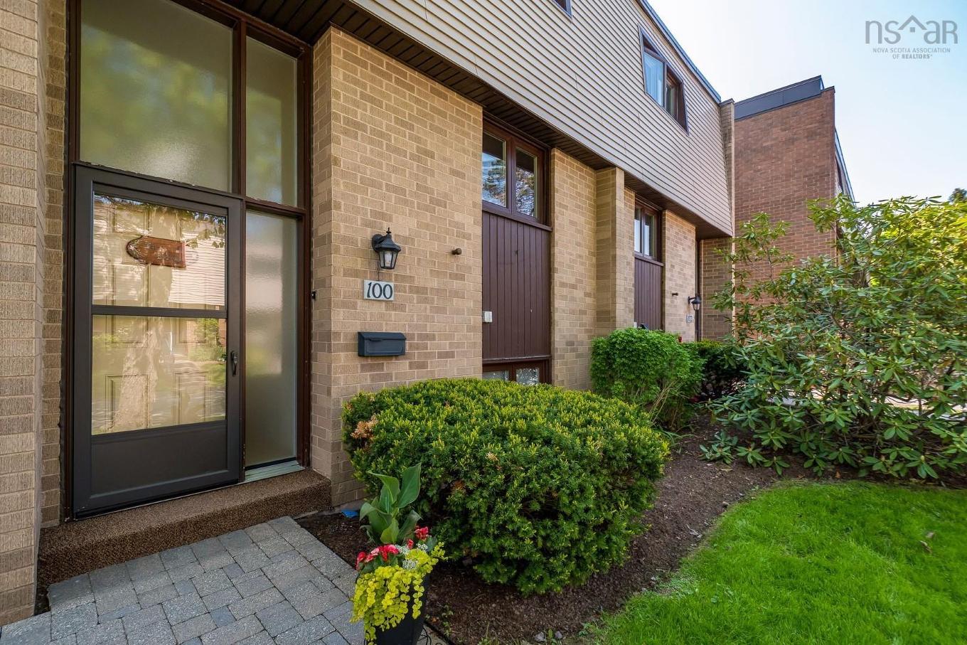 100 Forestside Crescent, Halifax, NS