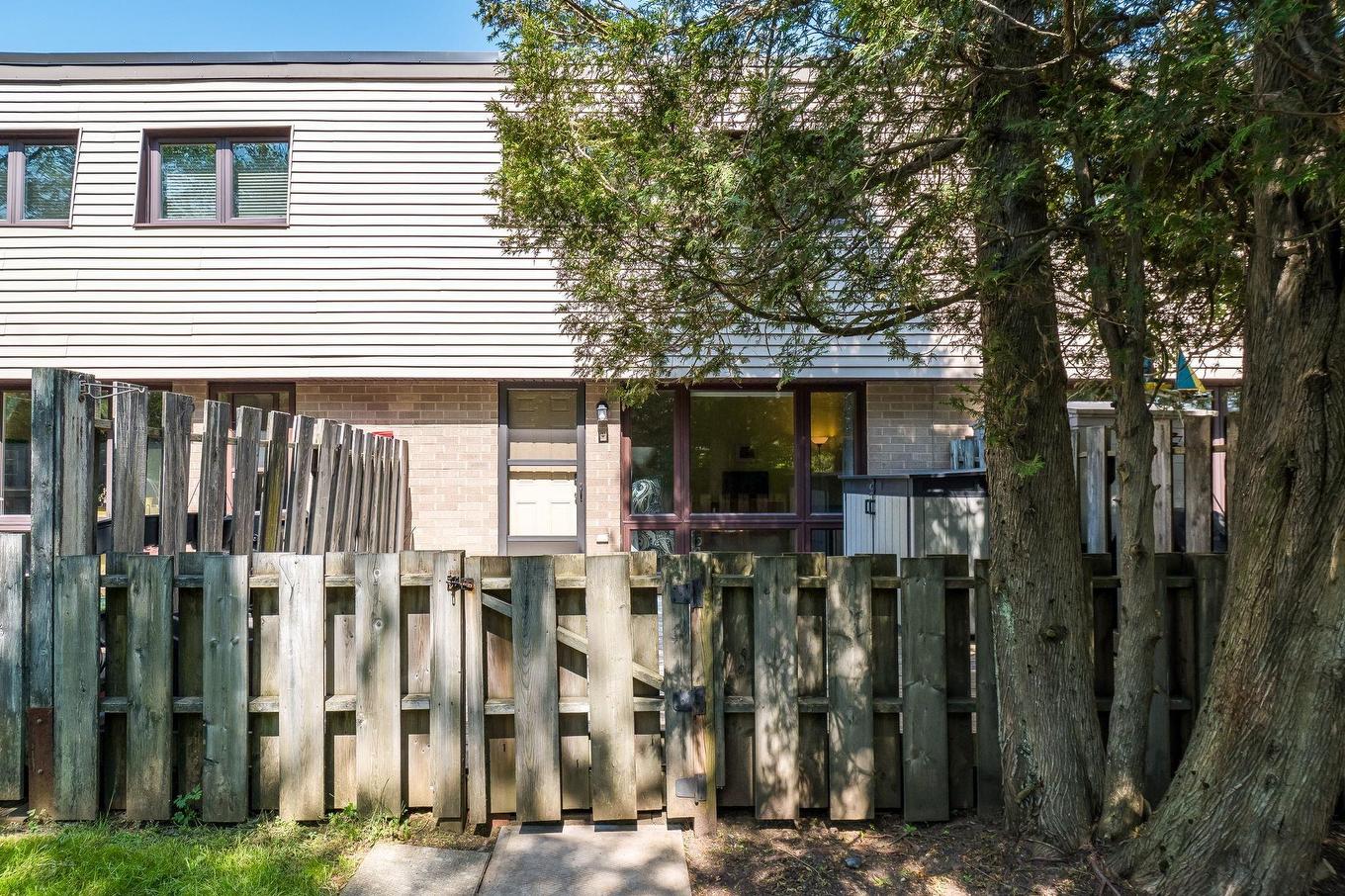 100 Forestside Crescent, Halifax, NS