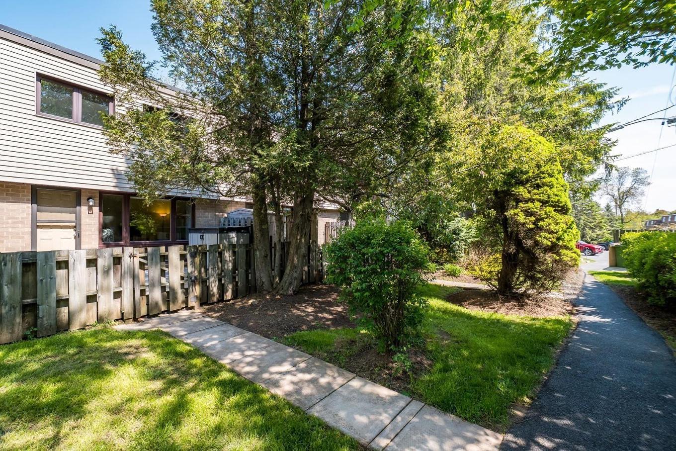 100 Forestside Crescent, Halifax, NS