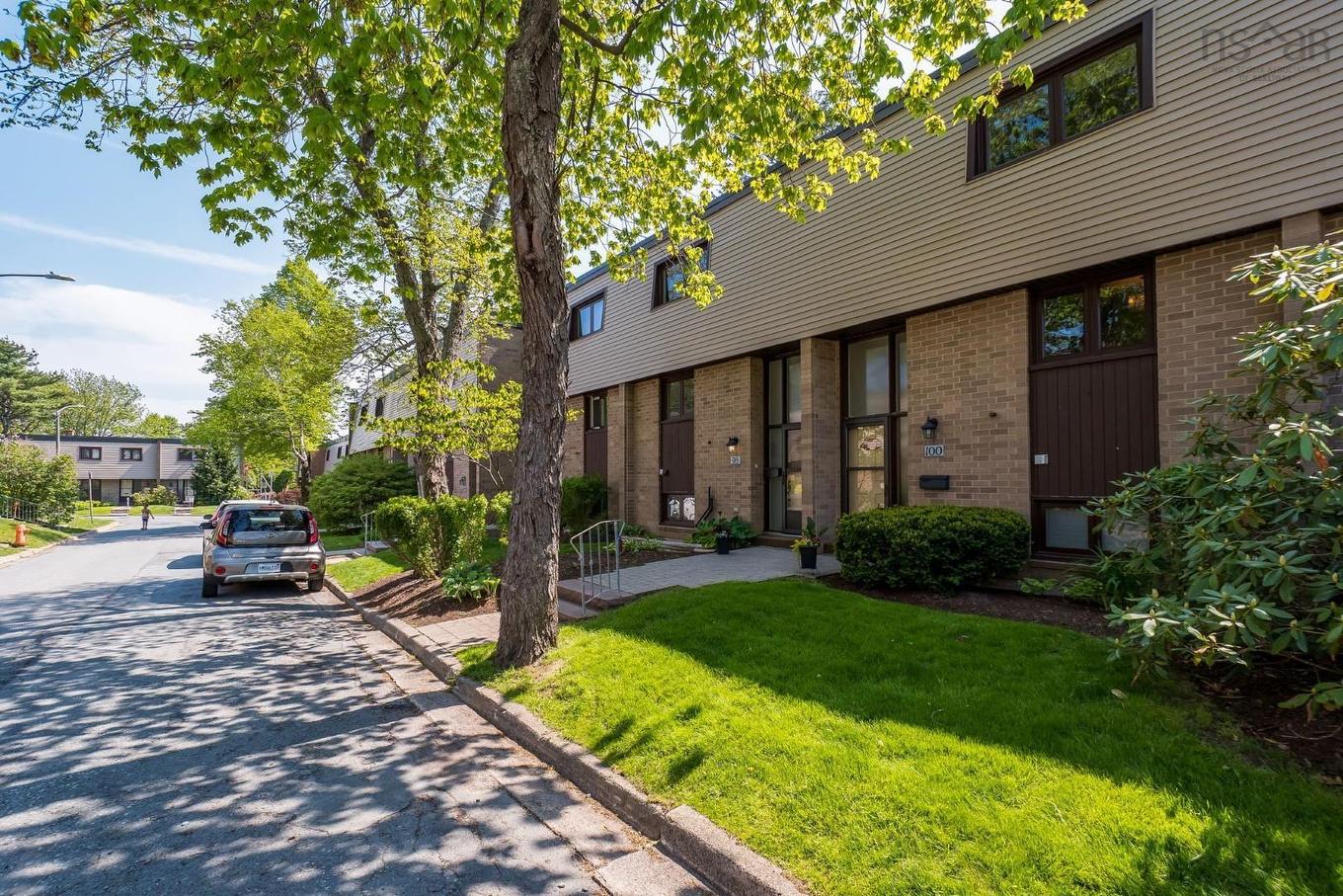 100 Forestside Crescent, Halifax, NS
