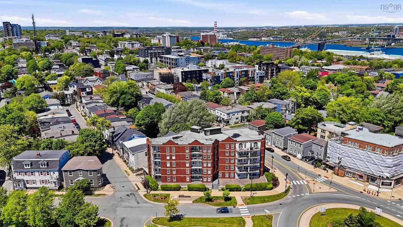 303 5769 Cunard Street, Halifax, NS