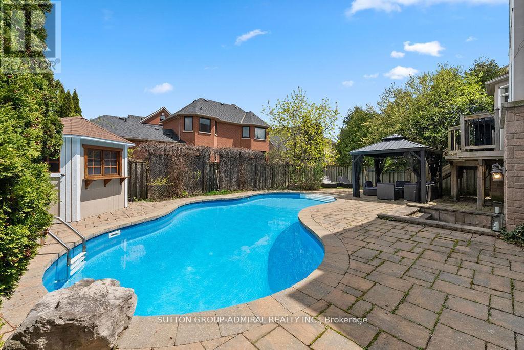 5948 Chercover Court, Burlington, ON