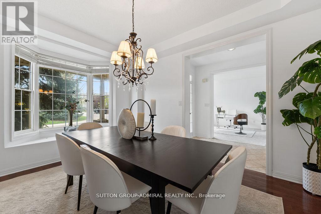 5948 Chercover Court, Burlington, ON