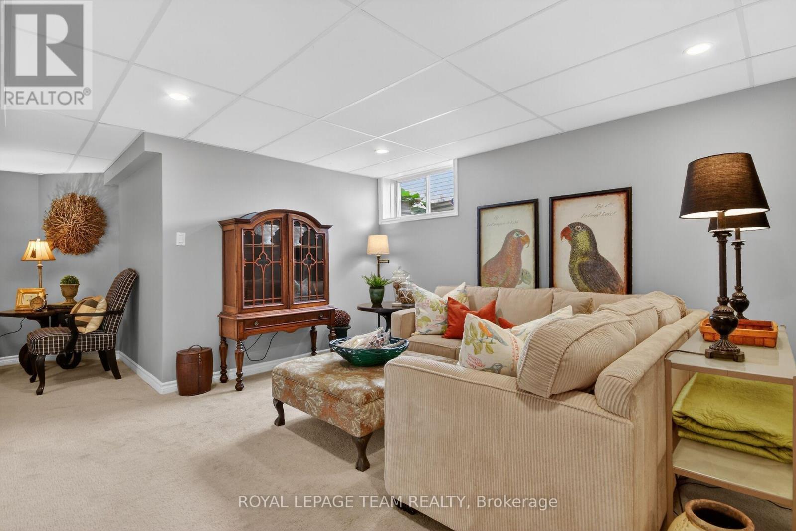 14 Samara Place, Ottawa, ON