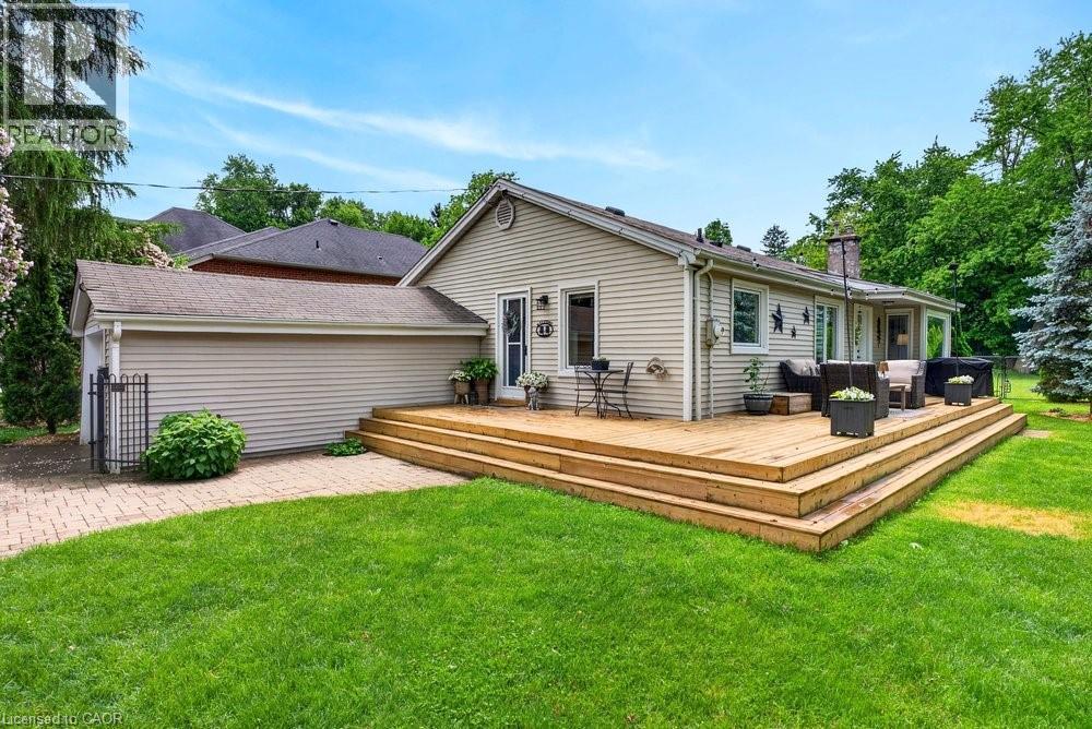 52 Orchard Drive, Ancaster, ON