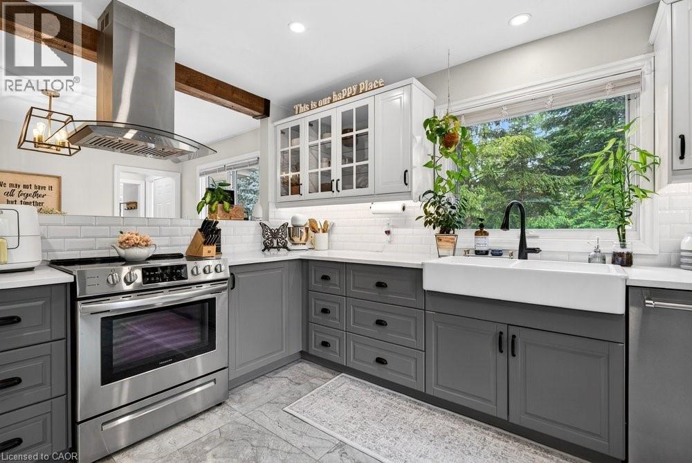 52 Orchard Drive, Ancaster, ON