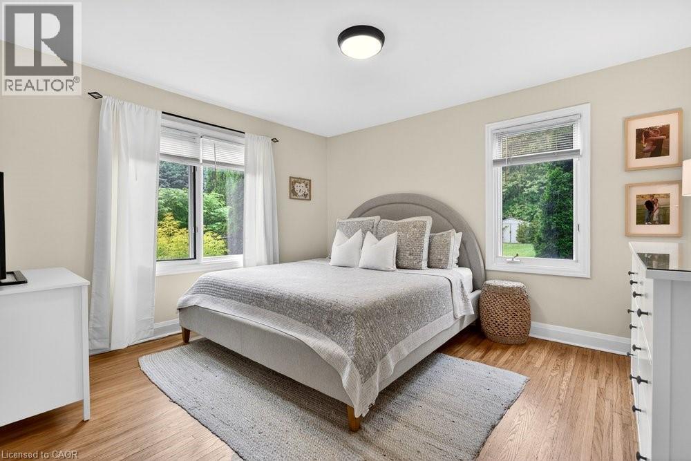 52 Orchard Drive, Ancaster, ON