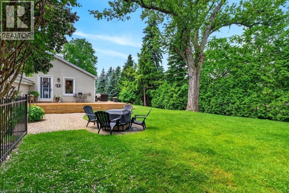 52 Orchard Drive, Ancaster, ON
