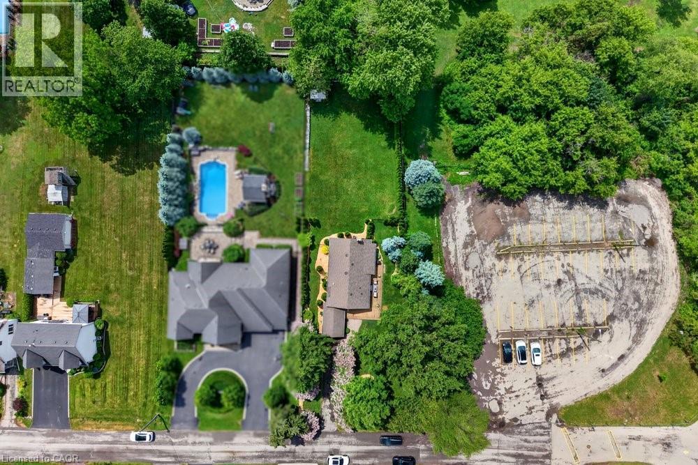 52 Orchard Drive, Ancaster, ON