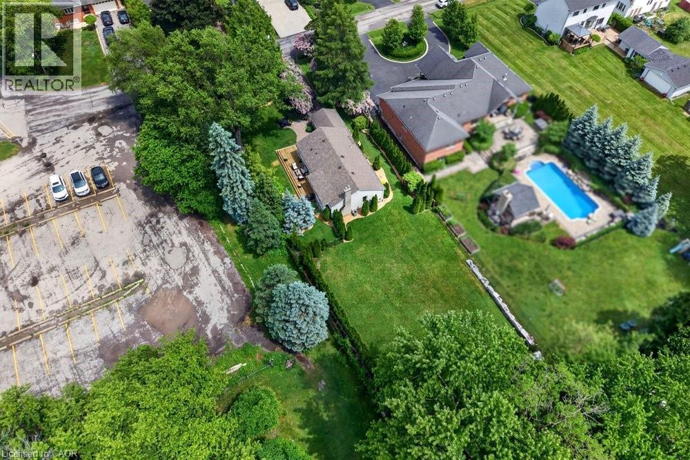 52 Orchard Drive, Ancaster, ON