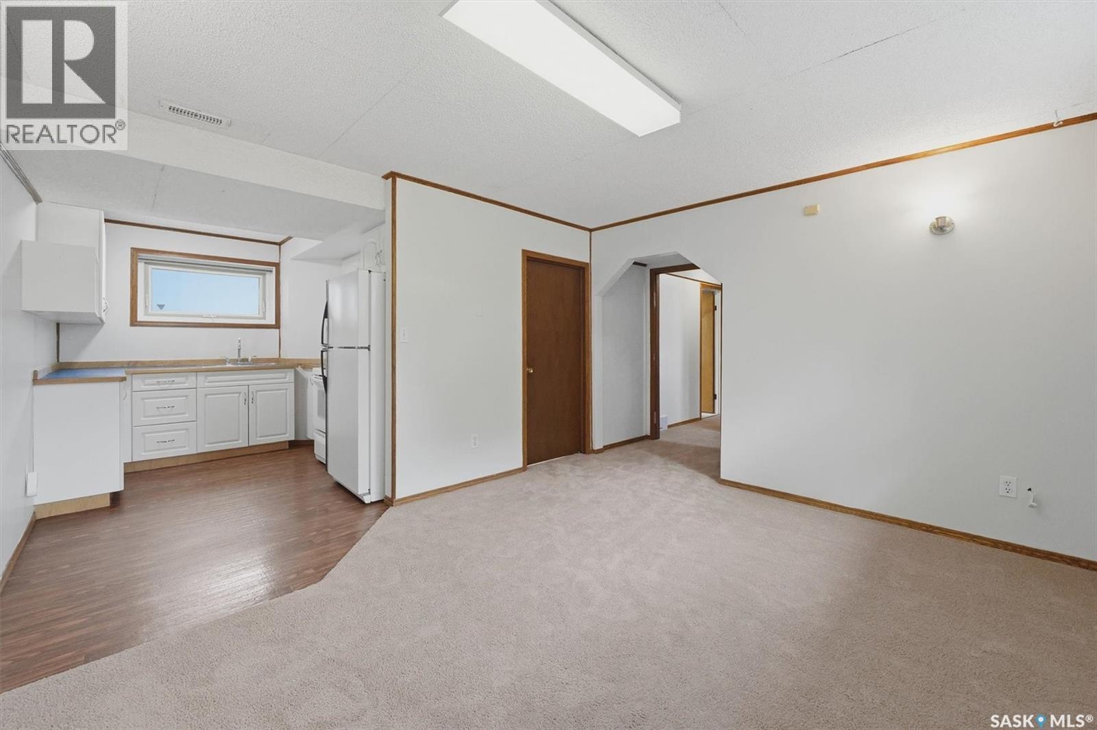 15 Selkirk Crescent, Saskatoon, SK