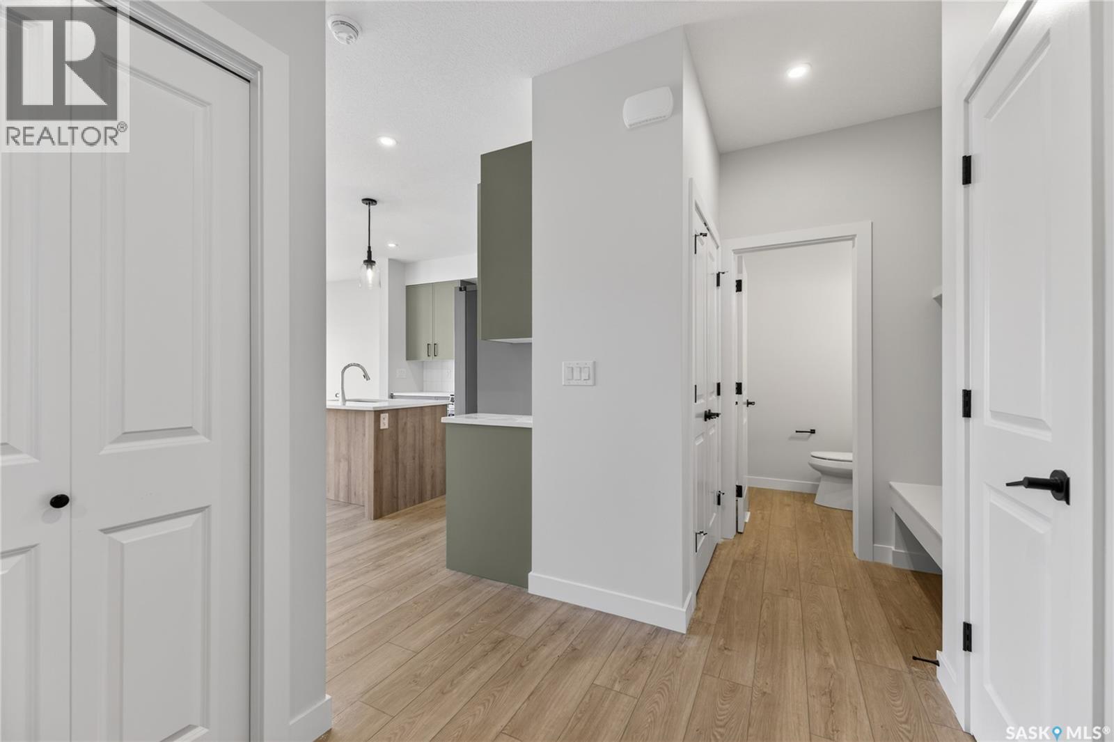 4 830 Brighton Boulevard, Saskatoon, SK