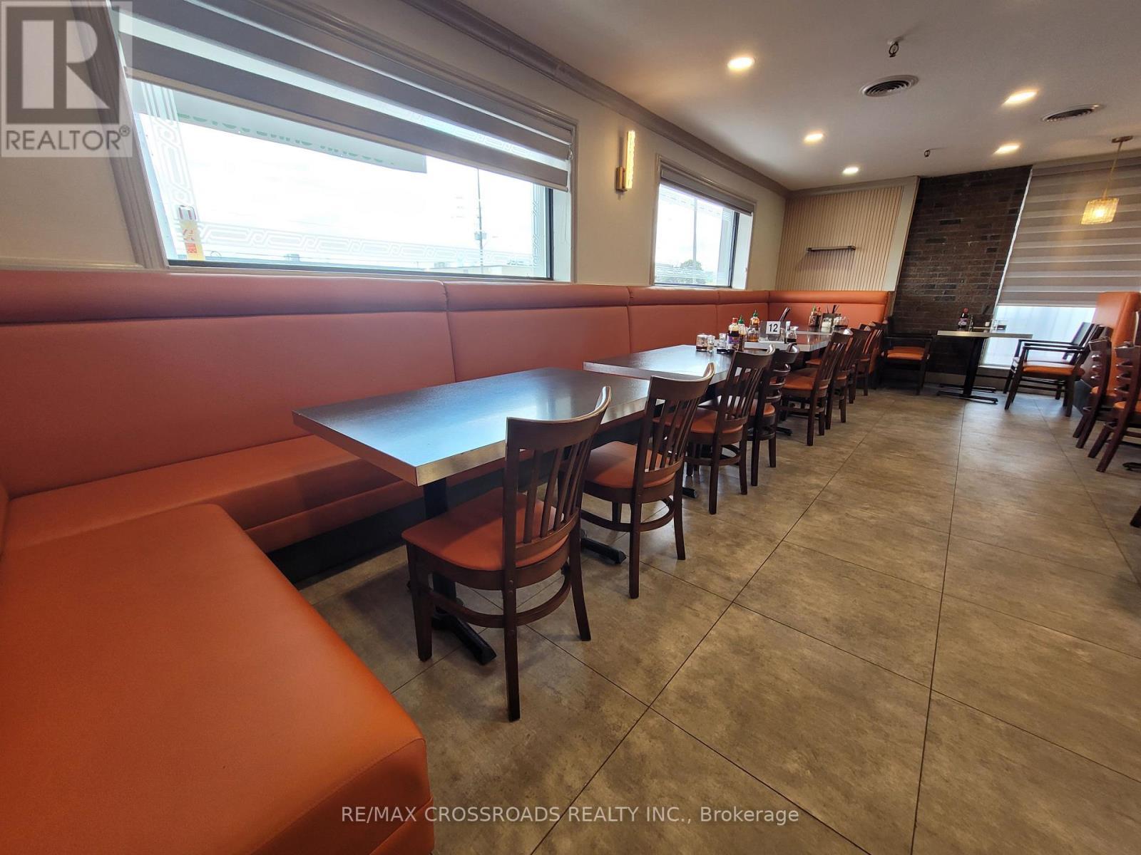 2399 Cawthra Road, Mississauga, ON