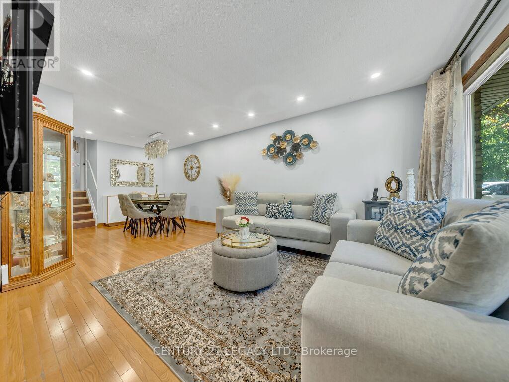957 Francis Road, Burlington, ON