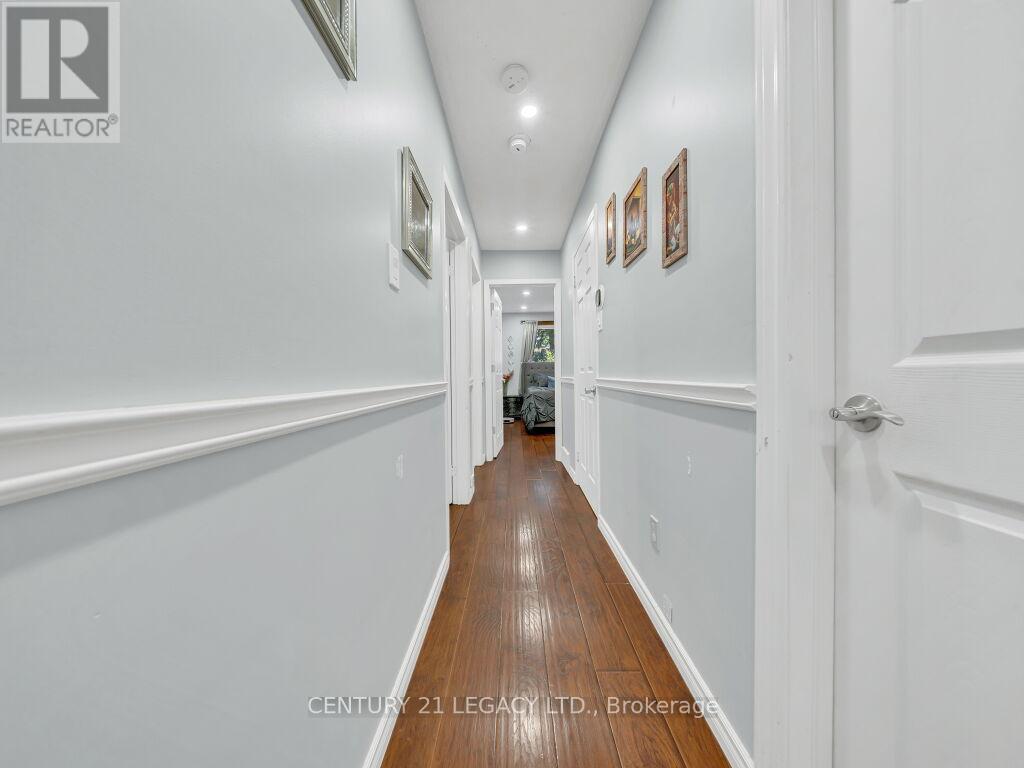 957 Francis Road, Burlington, ON
