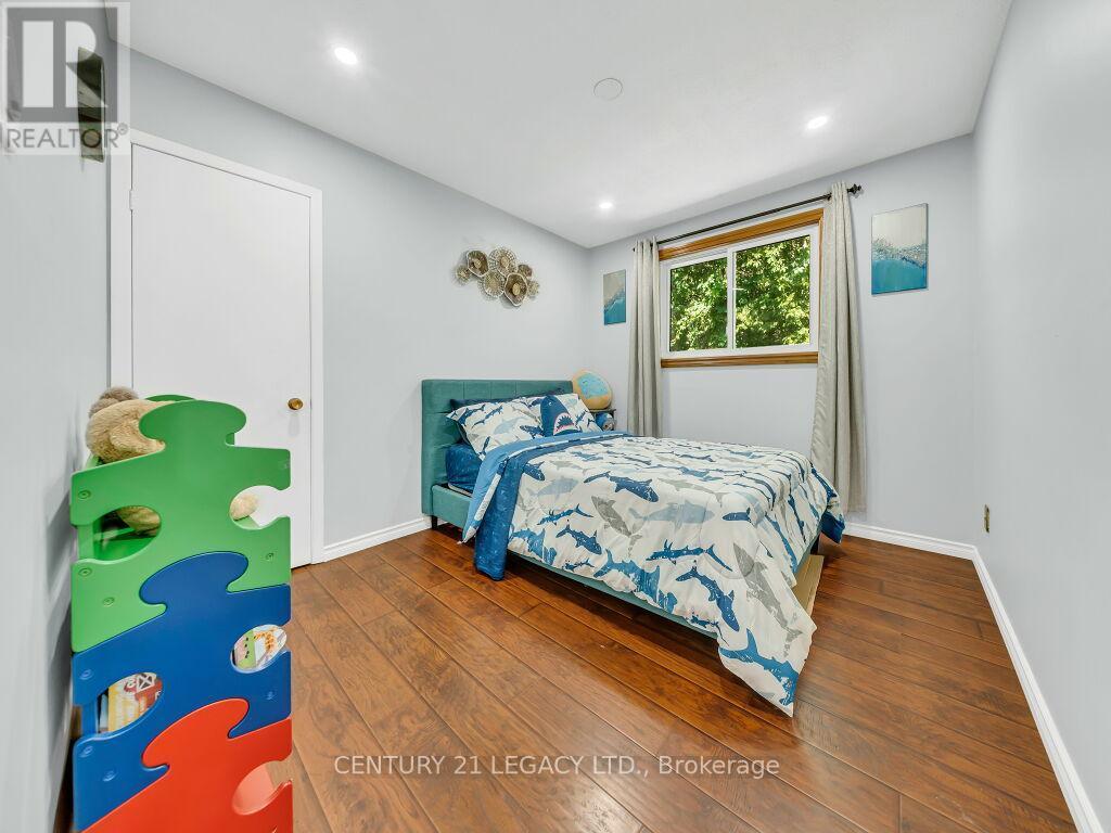 957 Francis Road, Burlington, ON
