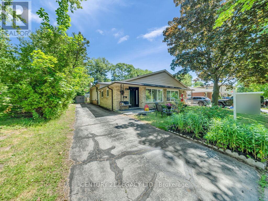 957 Francis Road, Burlington, ON