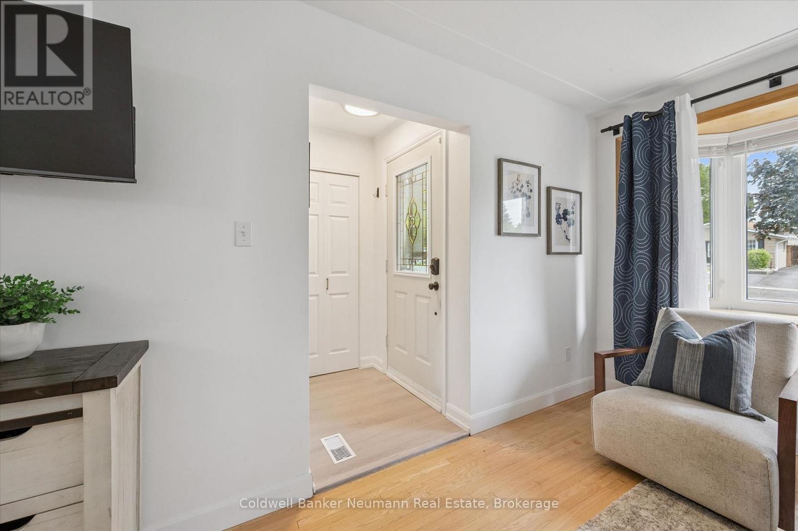 12 Shea Crescent, Kitchener, ON