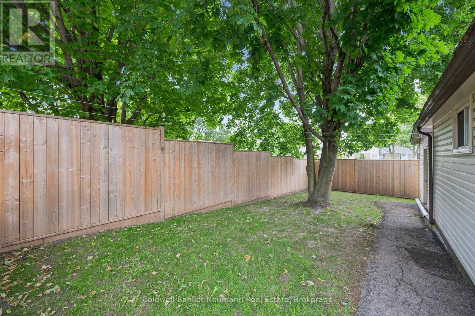 12 Shea Crescent, Kitchener, ON