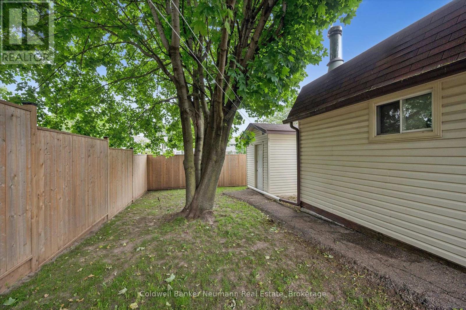 12 Shea Crescent, Kitchener, ON