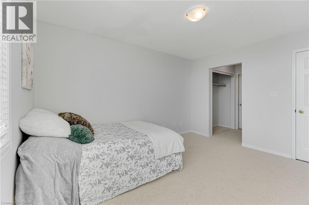 7419 Black Walnut Trail, Mississauga, ON
