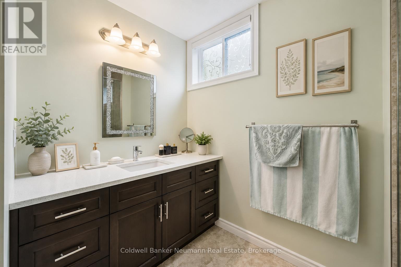 virtually staged - 51 Cox Court, Guelph (Kortright East), ON