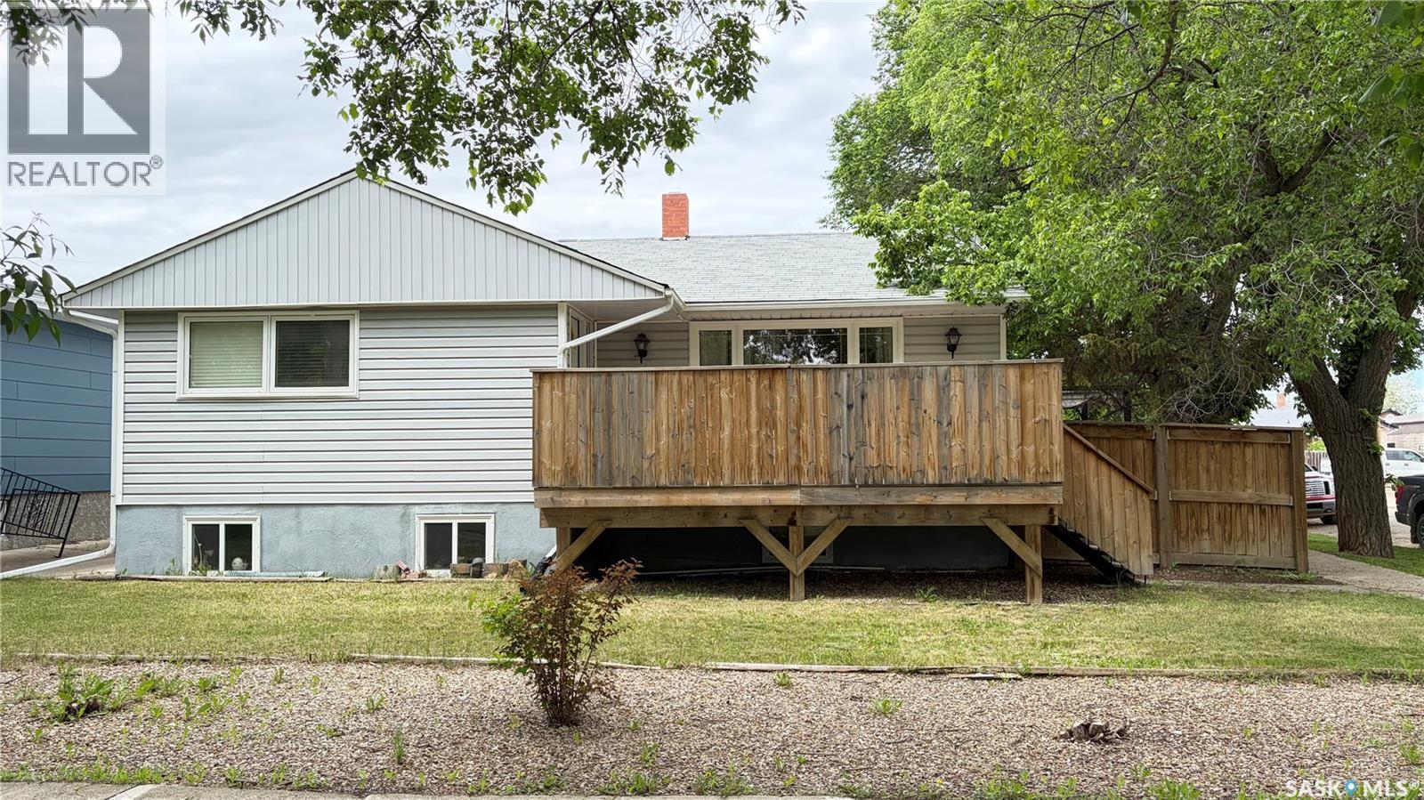 201 Walsh Street, Maple Creek, SK
