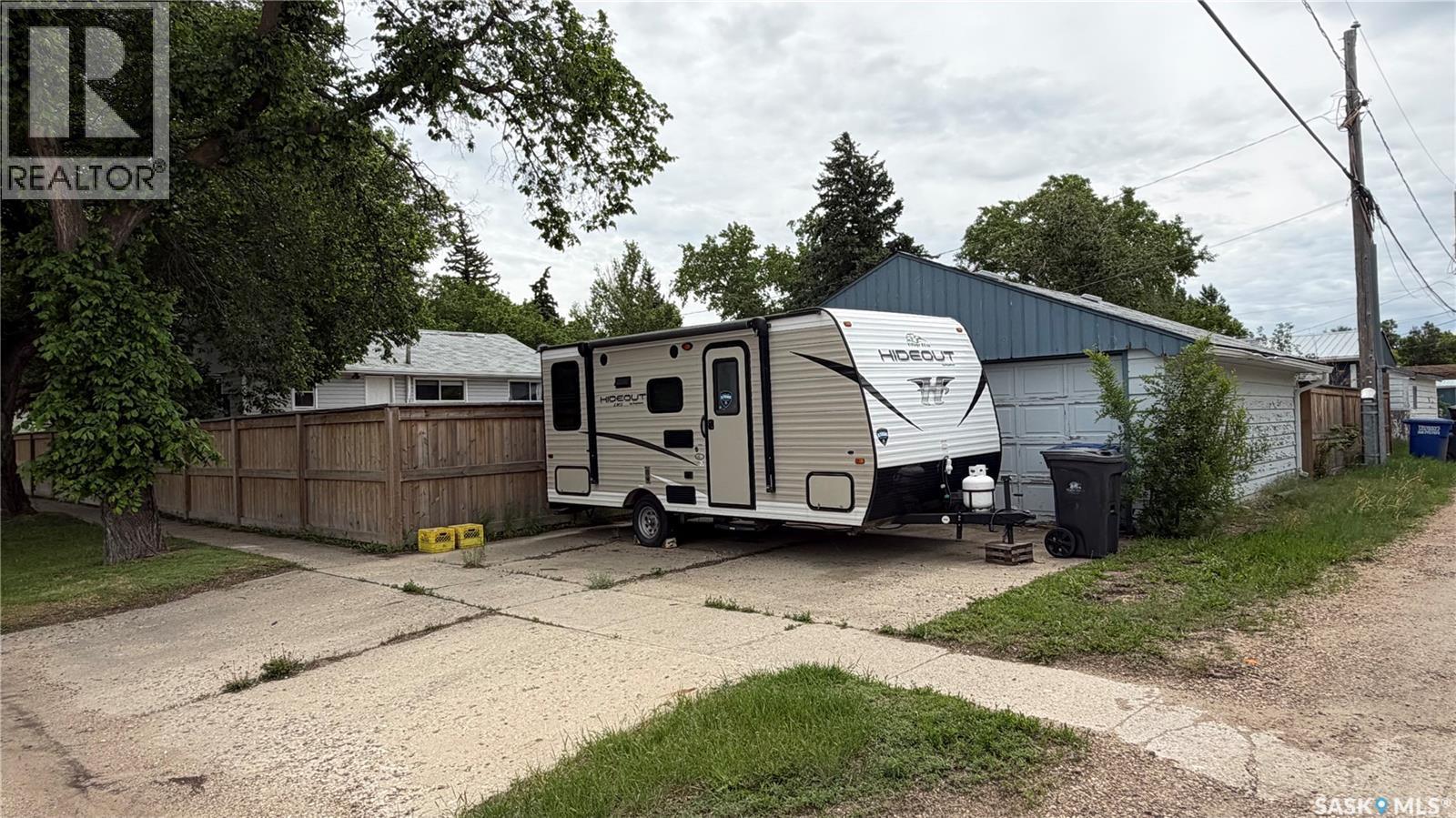 201 Walsh Street, Maple Creek, SK